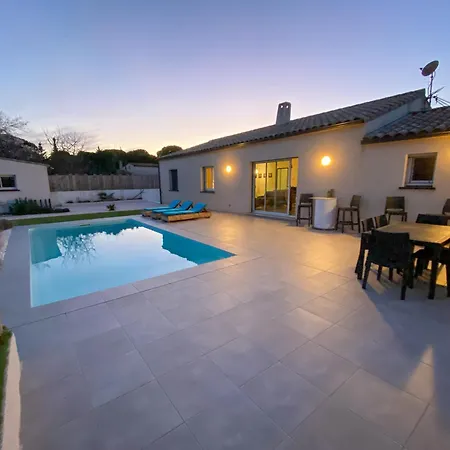 Le Point Be - Magnifique Avec Piscine Chauffée - De Mai à Septembre - Pour 6 Personnes Villa Ornaisons