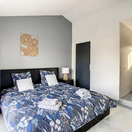 Le Point Be - Magnifique Avec Piscine Chauffee - De Mai A Septembre - Pour 6 Personnes Villa