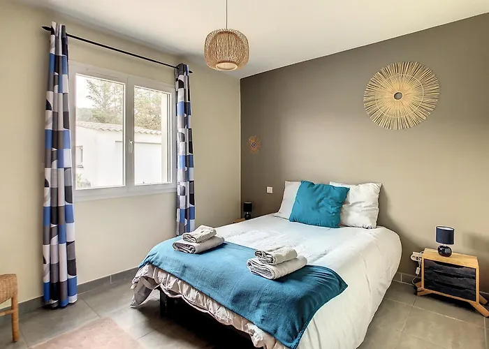 Le Point Be - Magnifique Avec Piscine Chauffée - De Mai à Septembre - Pour 6 Personnes Villa Ornaisons